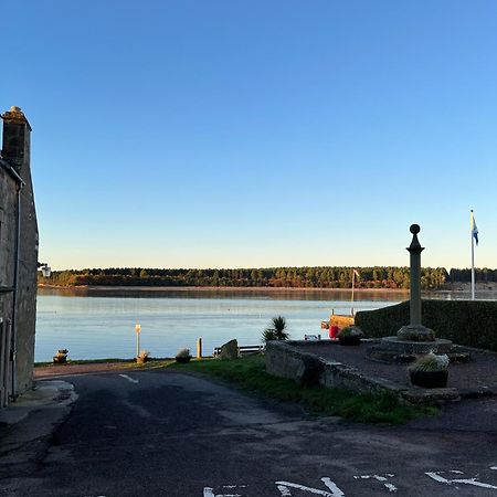 Crown And Anchor Inn Findhorn Exterior photo
