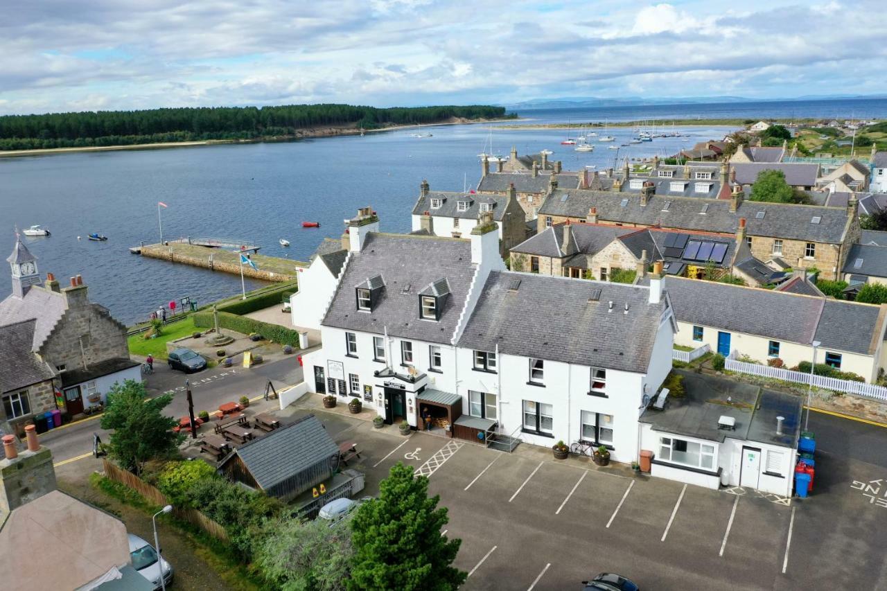 Crown And Anchor Inn Findhorn Exterior photo